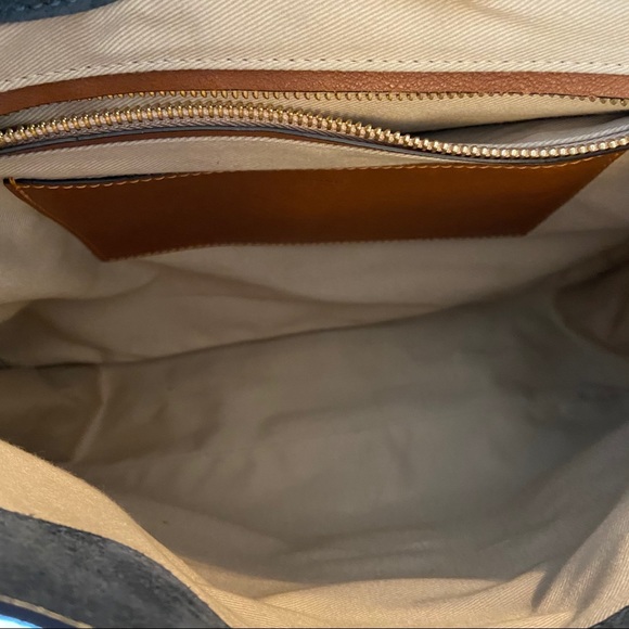 Chloe Suede Medium Lexa - Picture 9 of 16